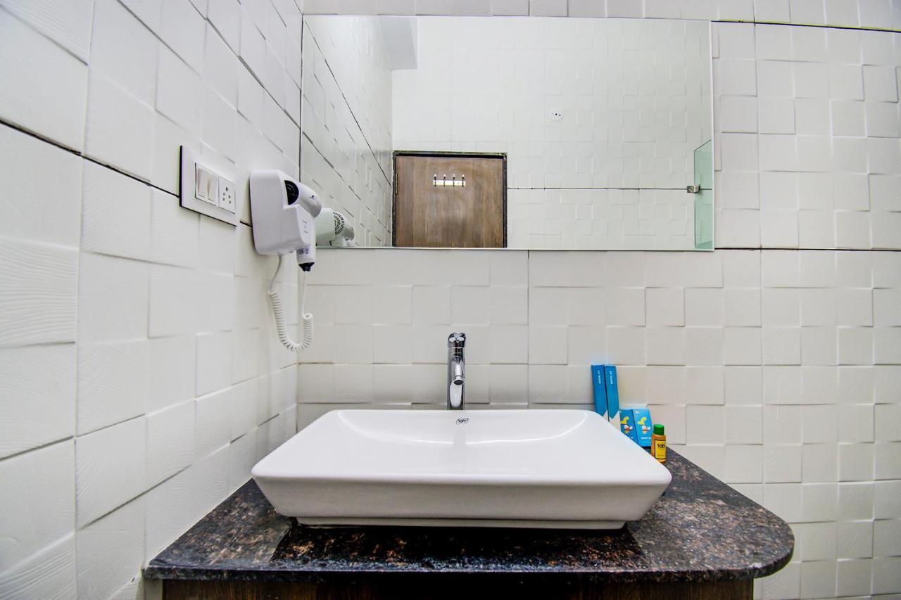 Fabhotel Prime Om Epic Vijay Nagar Indore Esterno foto